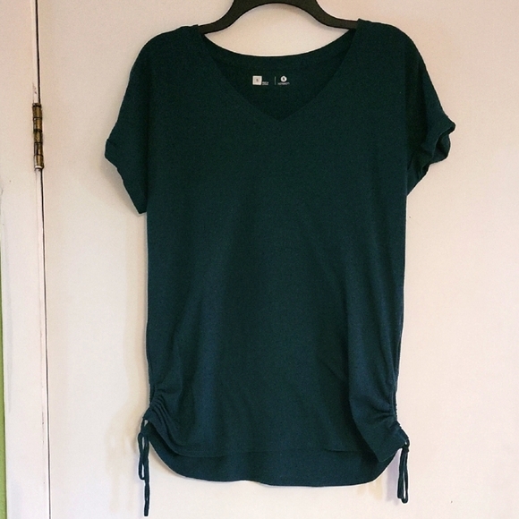 Xersion Green Ruched Short Sleeve T-Shirt - Picture 1 of 4